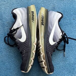 Nike Air Max women Black and White Athletic Shoes sneakers US 9 UK 6.5 EUR 40.5